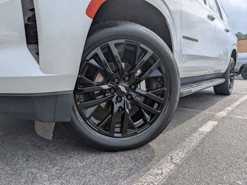 Used 2023 Chevrolet Suburban Premier image 36