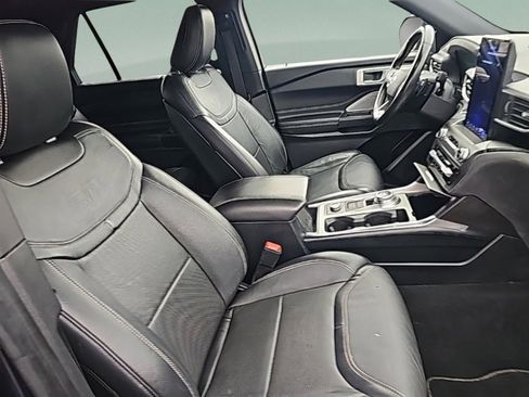 Used 2020 Ford Explorer ST w/ Premium Technology Package image 40