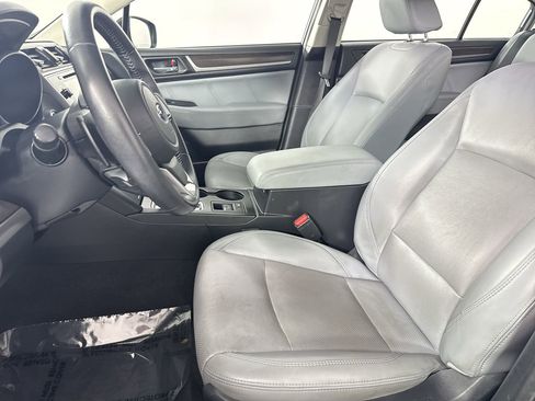 Used 2018 Subaru Legacy 2.5i Limited AWD/4WD image 10