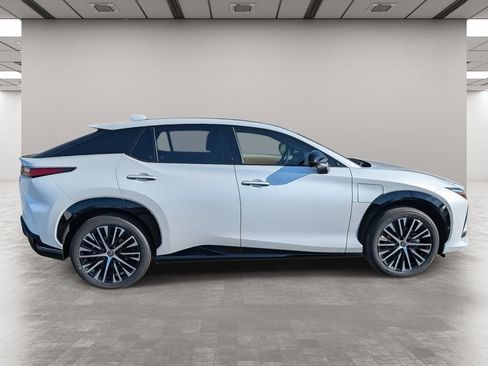 New 2026 Lexus RZ 350e 2WD image 6