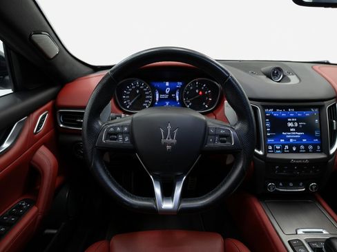 Used 2020 Maserati Levante S GranSport AWD/4WD image 7