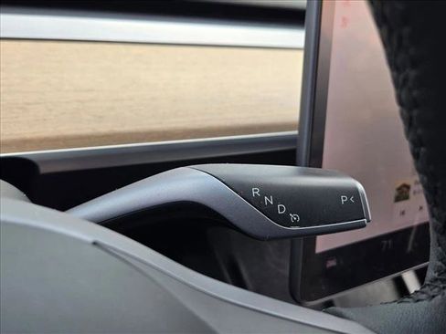 Used 2022 Tesla Model 3 Long Range image 11