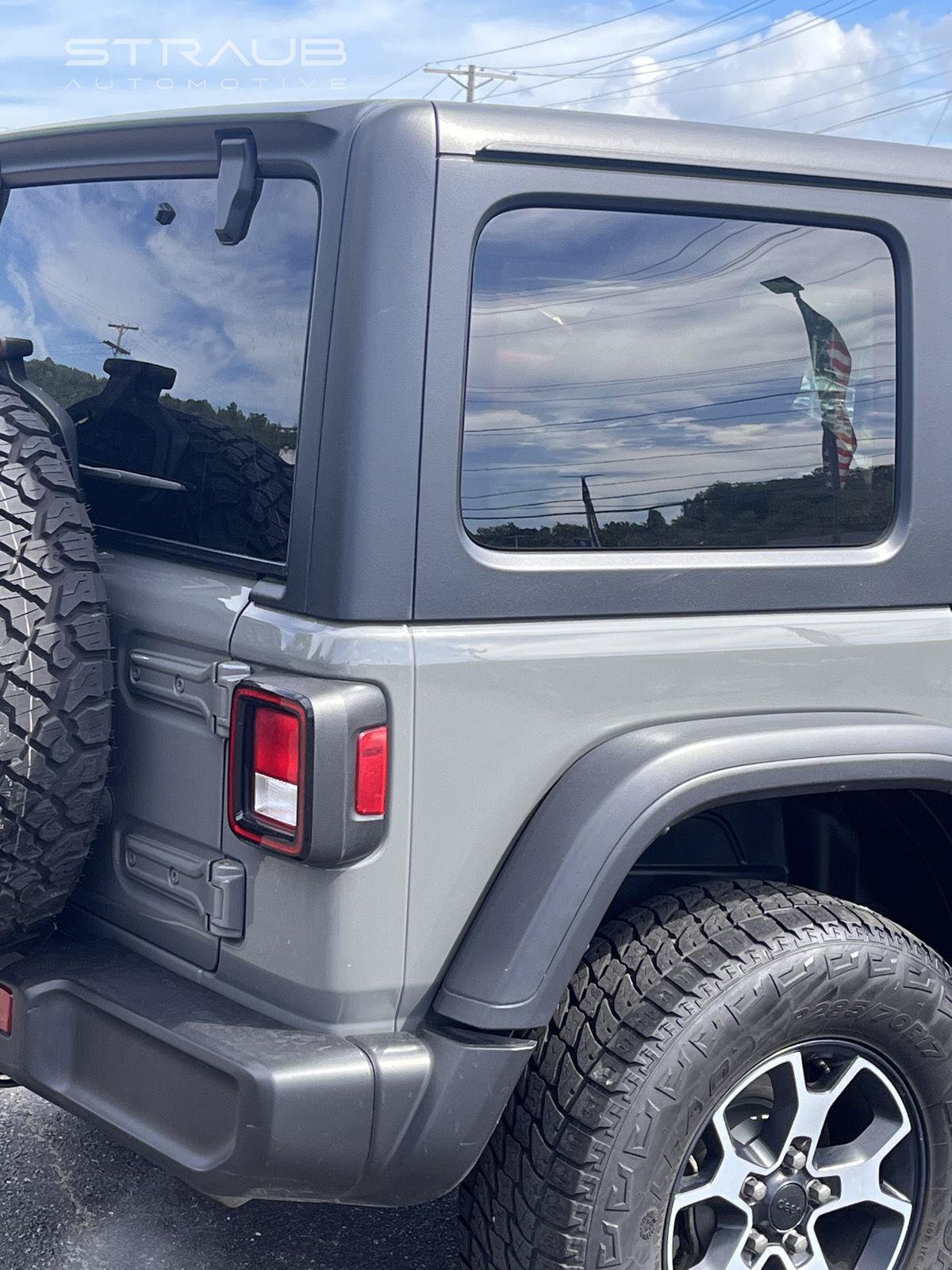 Used 2021 Jeep Wrangler Unlimited Rubicon w/ Cold Weather Group AWD/4WD image 8