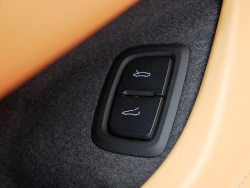 Used 2025 Chevrolet Corvette E-Ray AWD/4WD image 15