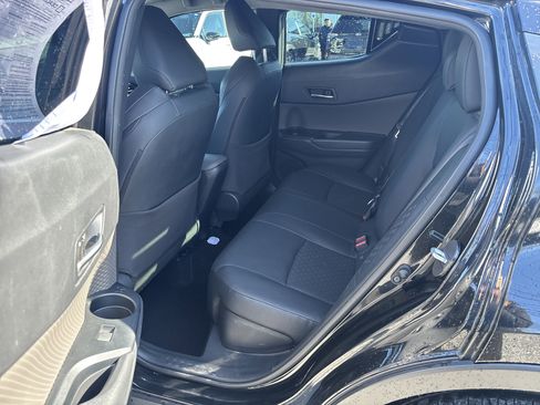 Used 2021 Toyota C-HR Limited image 24