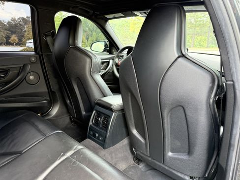 Used 2015 BMW M3 image 42