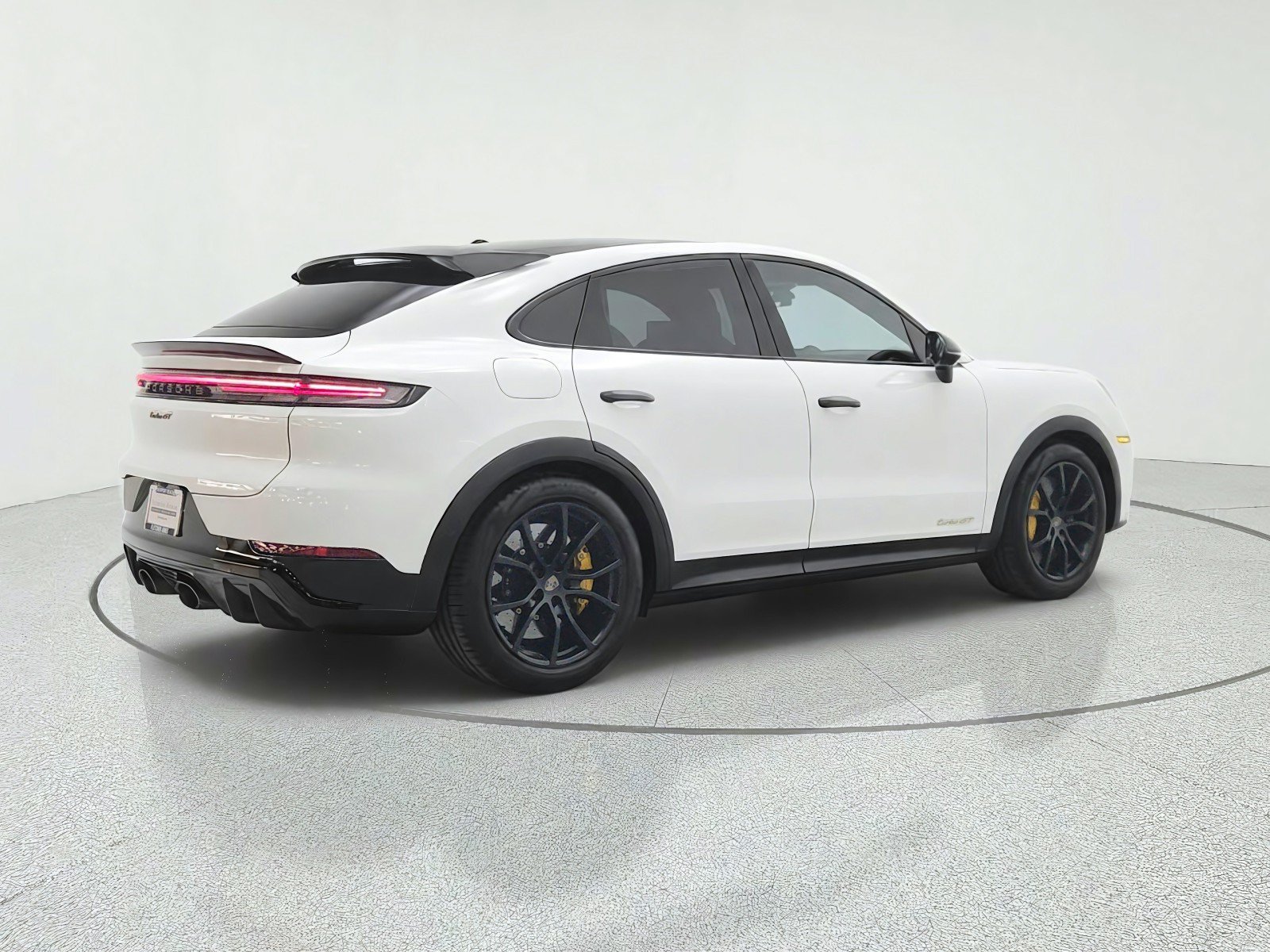 Used 2024 Porsche Cayenne Turbo GT AWD/4WD image 5