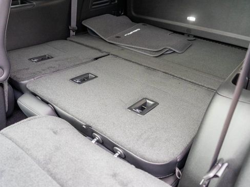 New 2026 GMC Acadia Denali w/ Super Cruise Package image 13