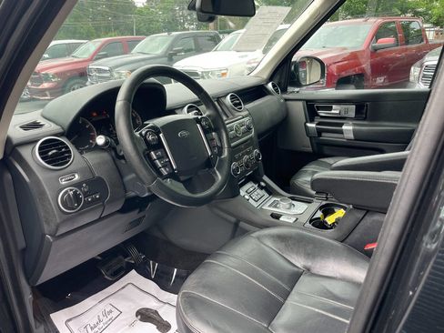 Used 2016 Land Rover LR4 HSE Silver Edition AWD/4WD image 9