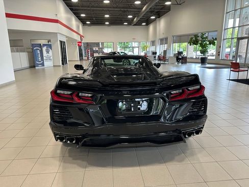 Used 2024 Chevrolet Corvette Stingray Convertible w/ Z51 Performance Package RWD image 4