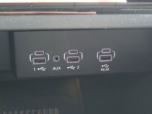 New 2026 Jeep Grand Wagoneer L Limited AWD/4WD image 27