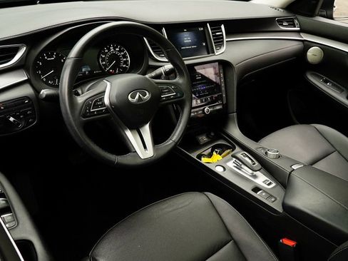 Used 2023 INFINITI QX50 Luxe image 10