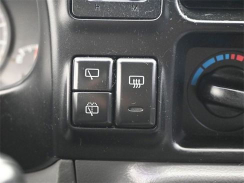 Used 2000 Isuzu Rodeo S image 31