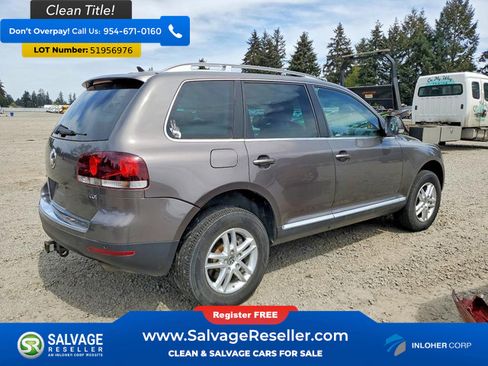 Used 2010 Volkswagen Touareg TDI AWD/4WD image 4
