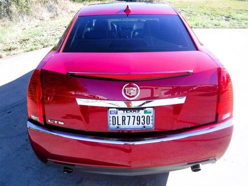 Used 2009 Cadillac CTS 3.6 RWD image 2