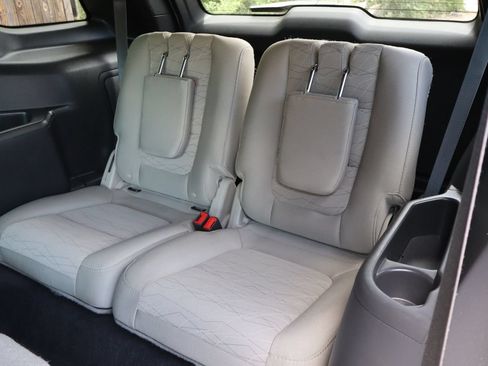Used 2015 Ford Explorer 4WD image 20