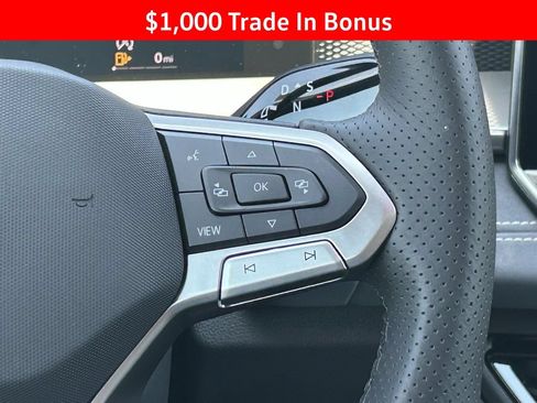 New 2026 Volkswagen Tiguan SE R-Line FWD image 21