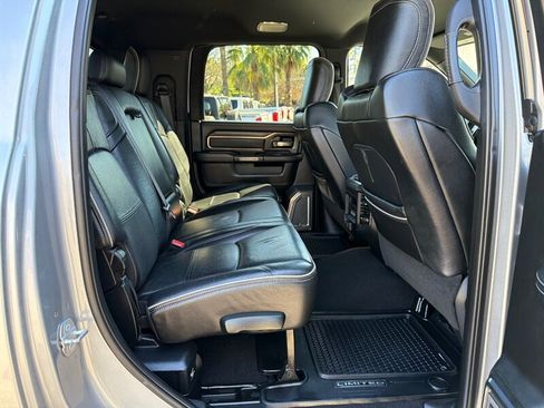Used 2019 RAM 2500 Limited AWD/4WD image 25
