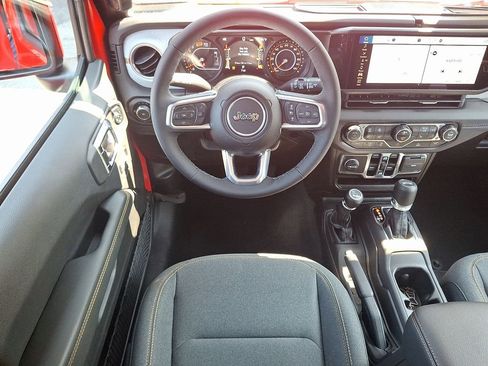 New 2025 Jeep Wrangler Sahara w/ Technology Group image 11