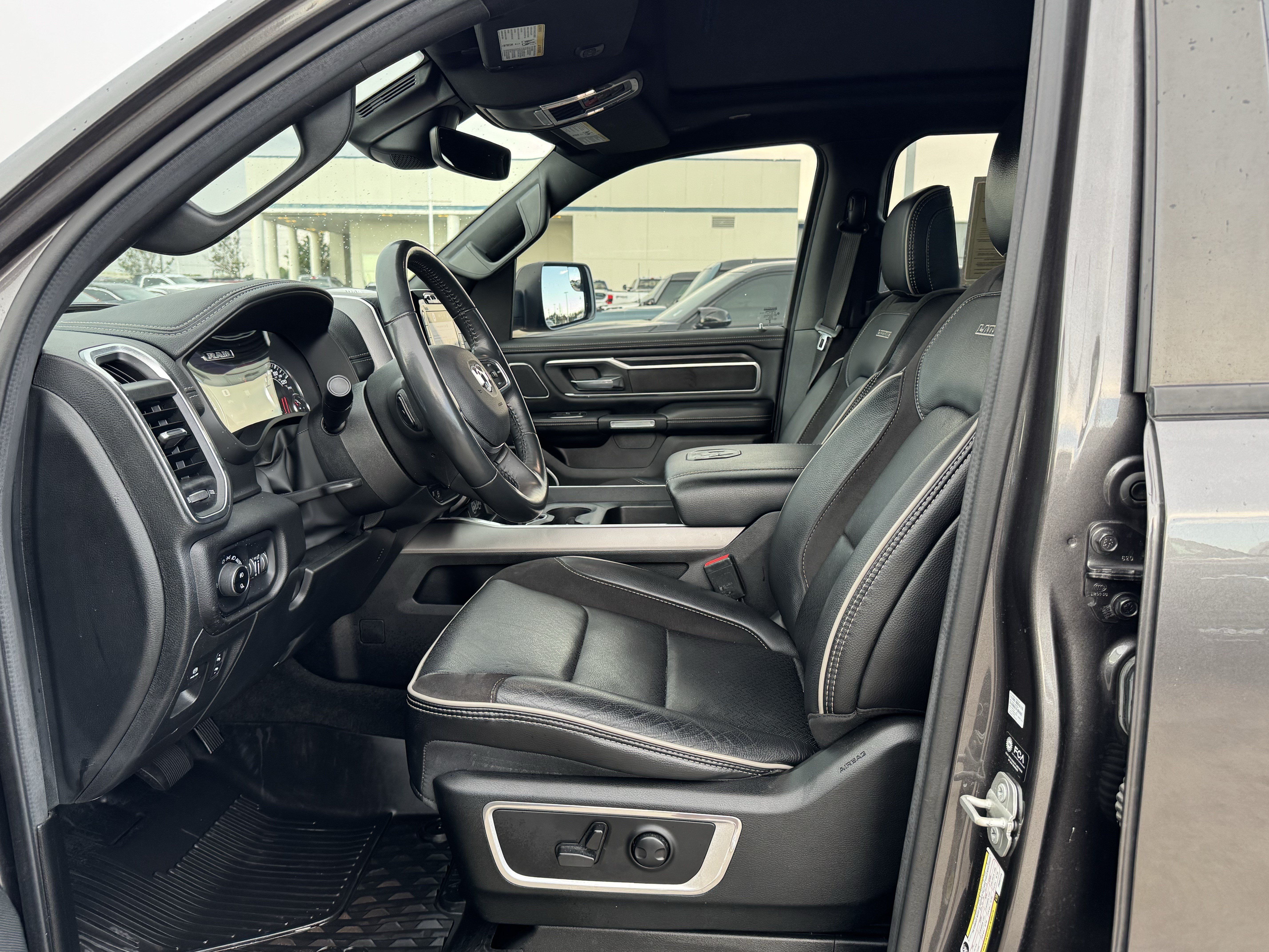 Used 2023 RAM 1500 Laramie RWD image 17