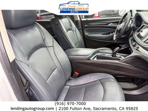 Used 2020 Buick Enclave Essence FWD image 15