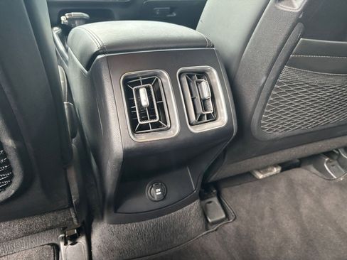 Used 2024 Kia Sorento S AWD/4WD image 24
