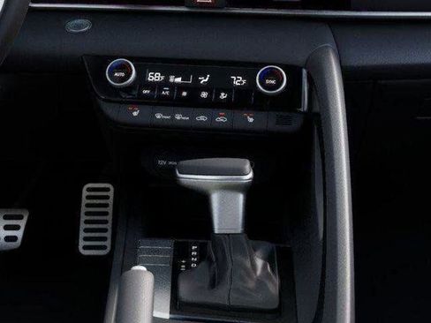 New 2026 Hyundai Elantra Sport image 22