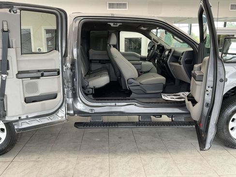 Used 2022 Ford F350 XL w/ STX Appearance Package AWD/4WD image 14