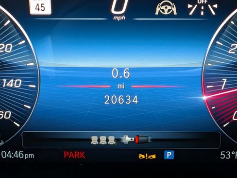 Used 2025 Mercedes-Benz GLA 250 image 23