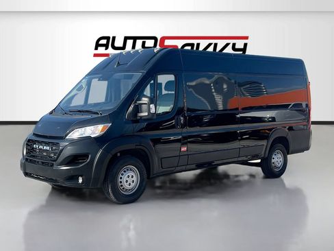Used 2025 RAM ProMaster 3500 FWD image 3