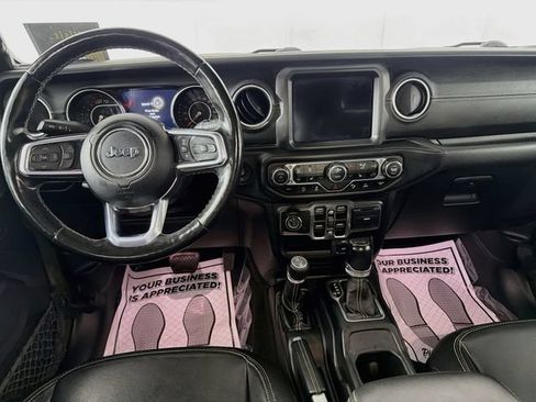 Used 2021 Jeep Wrangler Unlimited Sahara w/ Uconnect 4C Nav & Sound Group AWD/4WD image 22