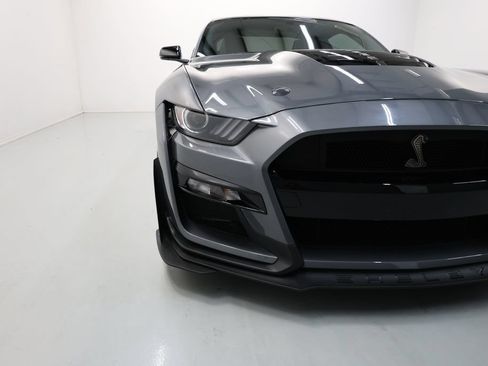 Used 2022 Ford Mustang Shelby GT500 w/ Carbon Fiber Track Pack RWD image 63