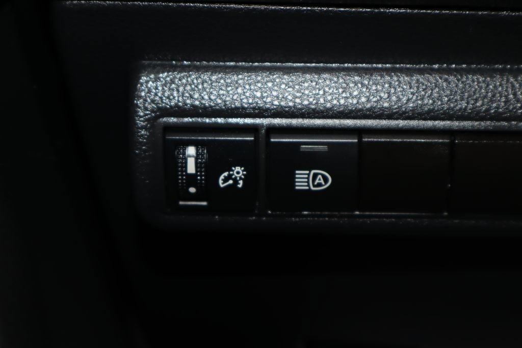 Used 2024 Toyota Corolla SE FWD image 19