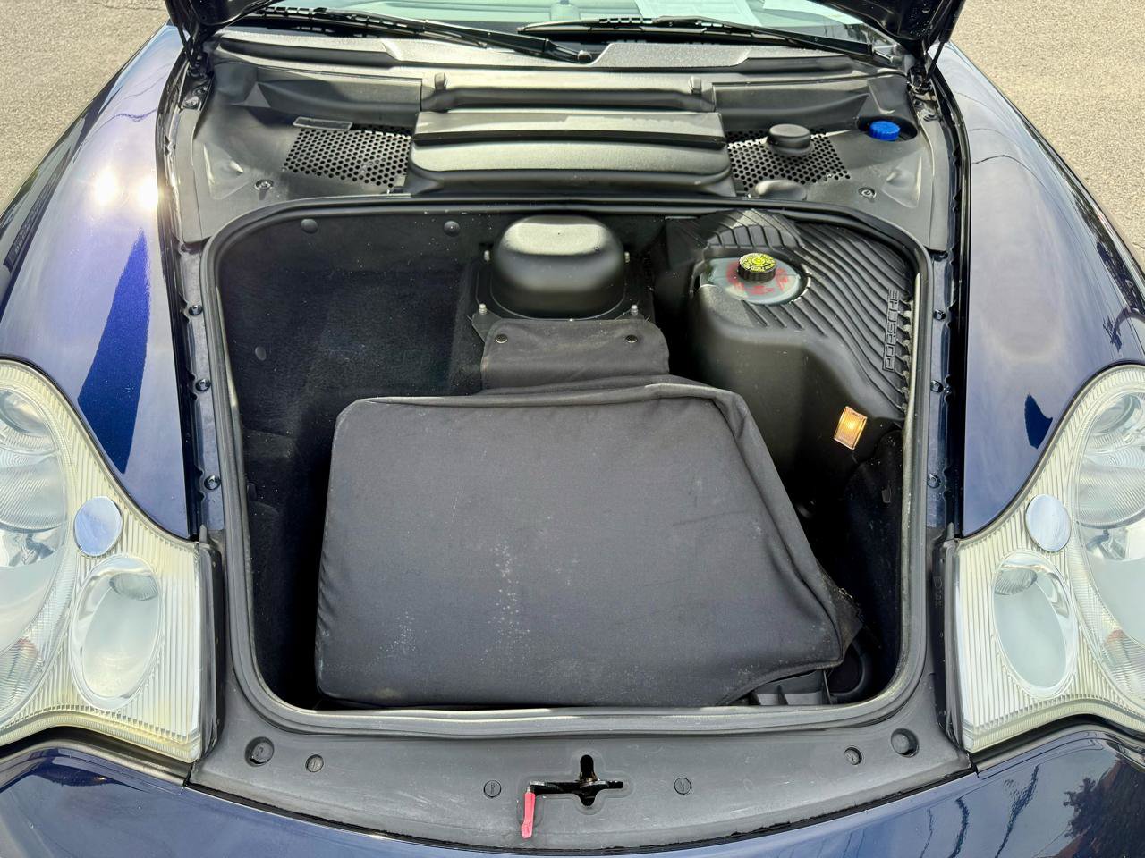 Used 2004 Porsche 911 Carrera 4S AWD/4WD image 25