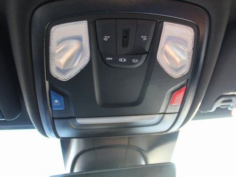 Used 2024 RAM 2500 Big Horn w/ Safety Group image 28