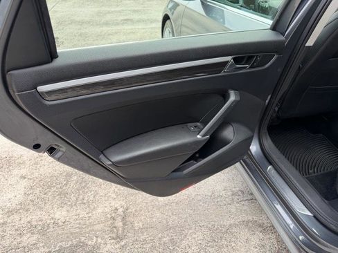 Used 2017 Volkswagen Passat 1.8T SE image 20