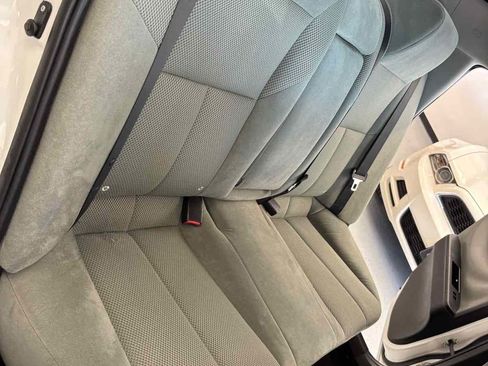 Used 2011 Mitsubishi Galant SE image 26