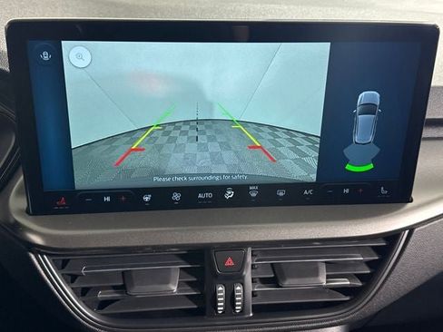 New 2026 Ford Escape SE w/ Class II Trailer Tow Package image 24