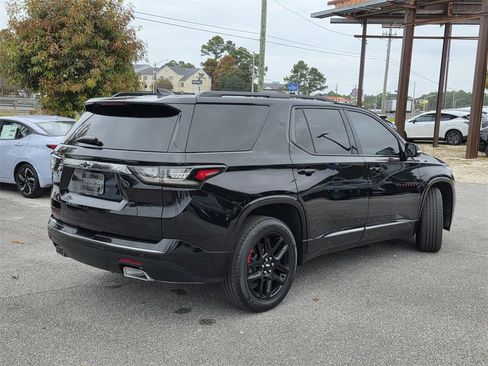 Used 2020 Chevrolet Traverse Premier w/ Redline Edition image 6