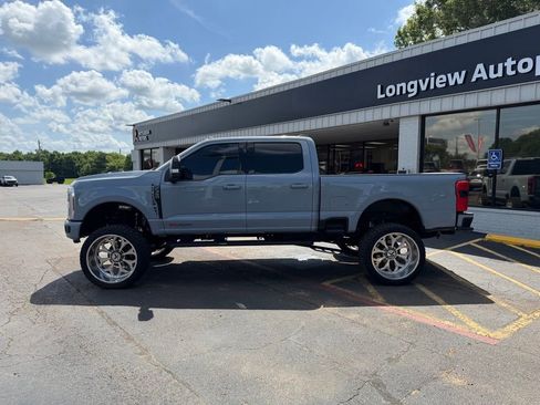Used 2024 Ford F350 Lariat w/ Lariat Ultimate Package AWD/4WD image 27