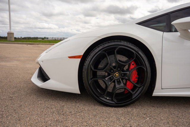 Used 2015 Lamborghini Huracan LP 610-4 AWD/4WD image 12