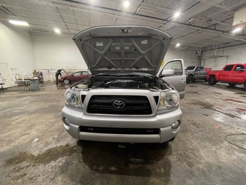 Used 2005 Toyota Tacoma 4x4 Double Cab image 36