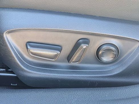 Used 2024 Toyota Camry XSE FWD image 18
