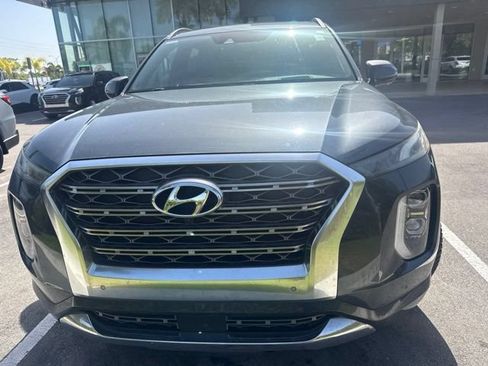 Used 2020 Hyundai Palisade Limited FWD image 2