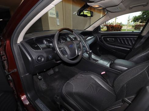 Used 2012 Ford Taurus Limited image 34