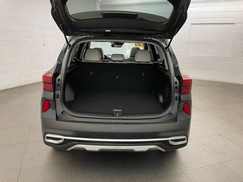 Used 2023 Kia Seltos SX w/ SX Sunroof Package AWD/4WD image 25