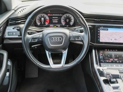Used 2021 Audi Q8 Premium w/ Convenience Package AWD/4WD image 7