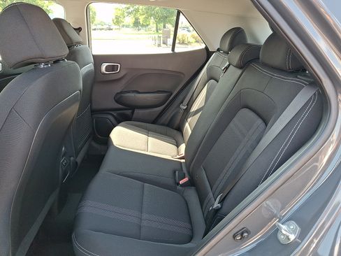 Certified 2024 Hyundai Venue SEL FWD image 10