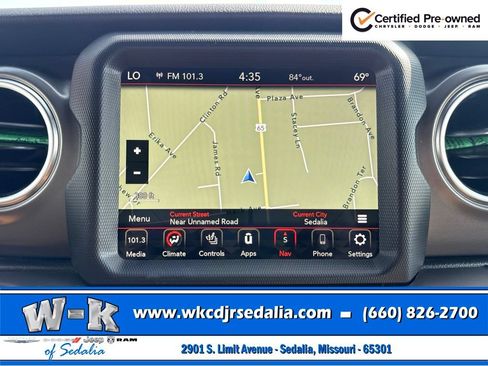Used 2023 Jeep Wrangler Unlimited Rubicon w/ LED Lighting Group AWD/4WD image 40