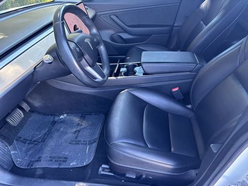 Used 2018 Tesla Model 3 Mid Range RWD image 11